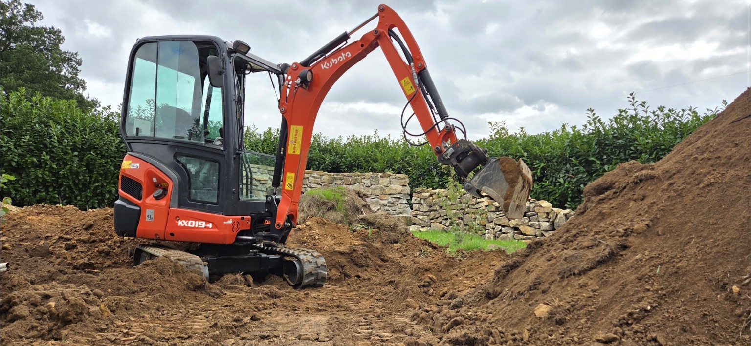Kubota 1,9-t-Bagger · 99 cm (KX019) Minibagger